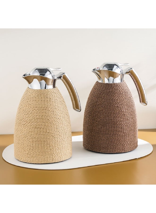 بين سيرفي قارورة معدنية بحبل باللونين البيج والفضي سعة 1 لتر - Image 3